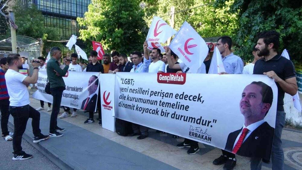 Adıyaman YRP'den LGBT derneklerine tepki