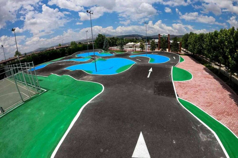 Meram'ın Berlika Parkı'na kazandırdığı parkur hizmet vermeye başladı