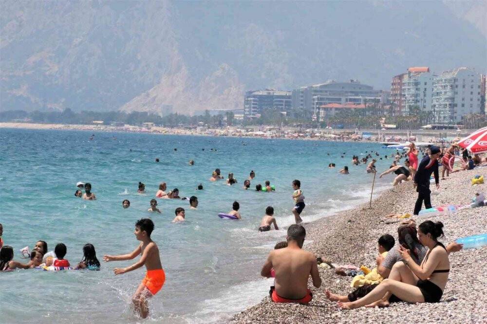 Antalya’da 2022 yılı turist sayısı 4 milyonu aştı
