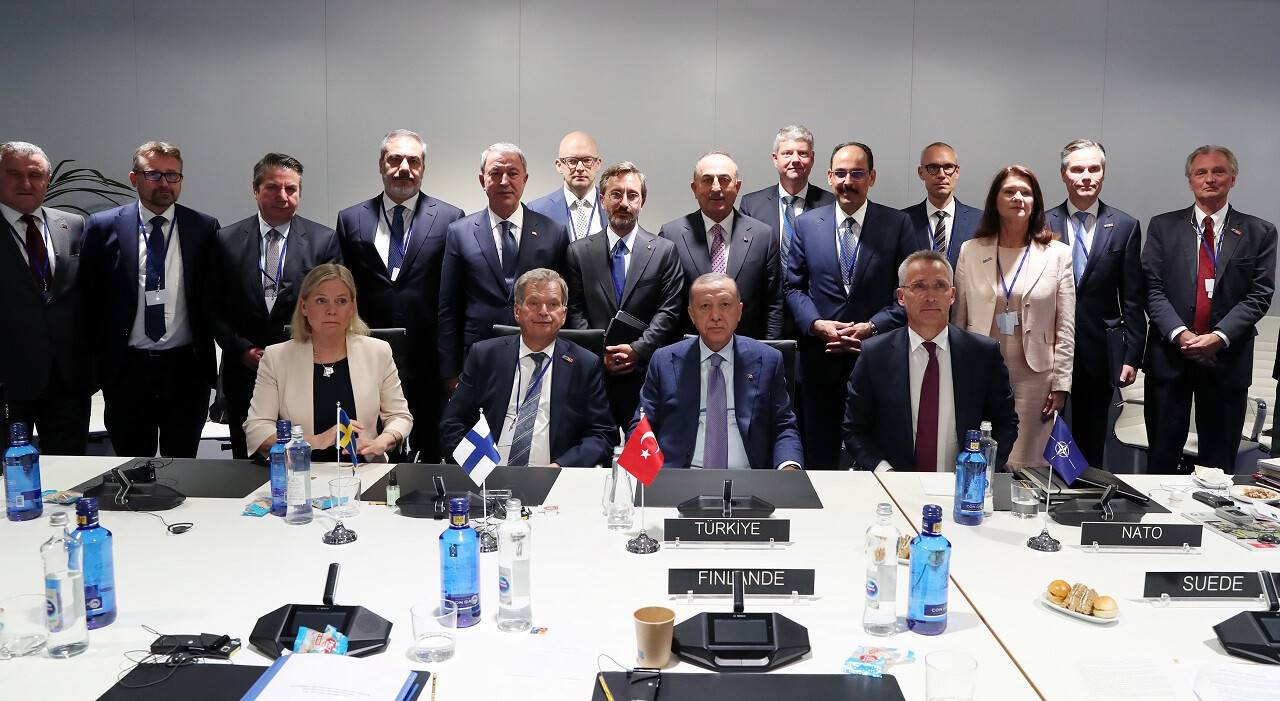 aa-20220628-28282970-28282961-turkiye-isvec-ve-finlandiya-arasinda-uclu-memorandum-imzalandi.jpg