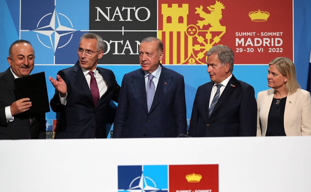 aa-20220628-28282970-28282969-turkiye-isvec-ve-finlandiya-arasinda-uclu-memorandum-imzalandi.jpg