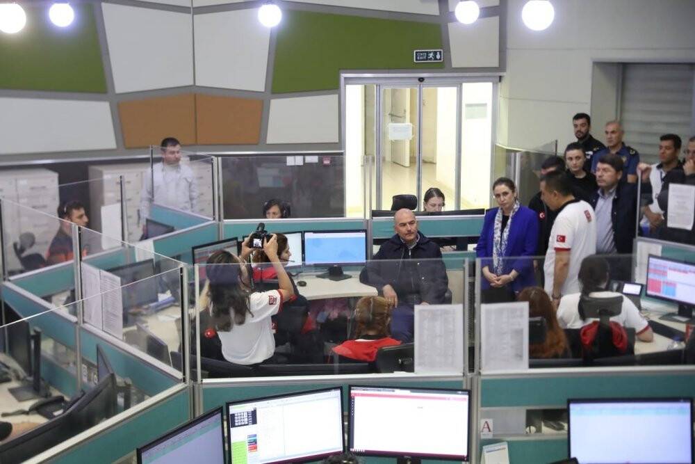 Bakan Soylu, kriz masasında bilgi aldı