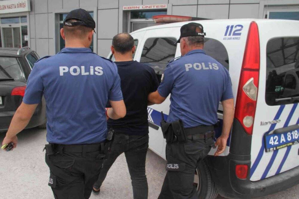 Konya’da kaçak tabanca imalathanesine baskın: 3 gözaltı