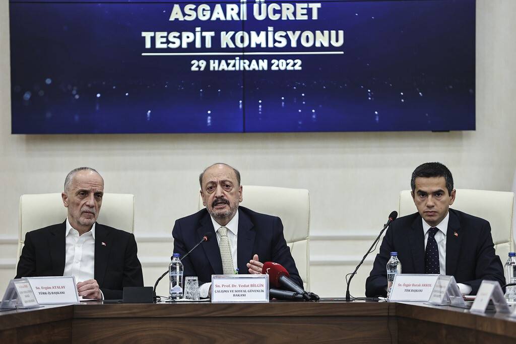 aa-20220629-28289452-28289449-asgari-ucret-tespit-komisyonu-toplantisi-basladi.jpg