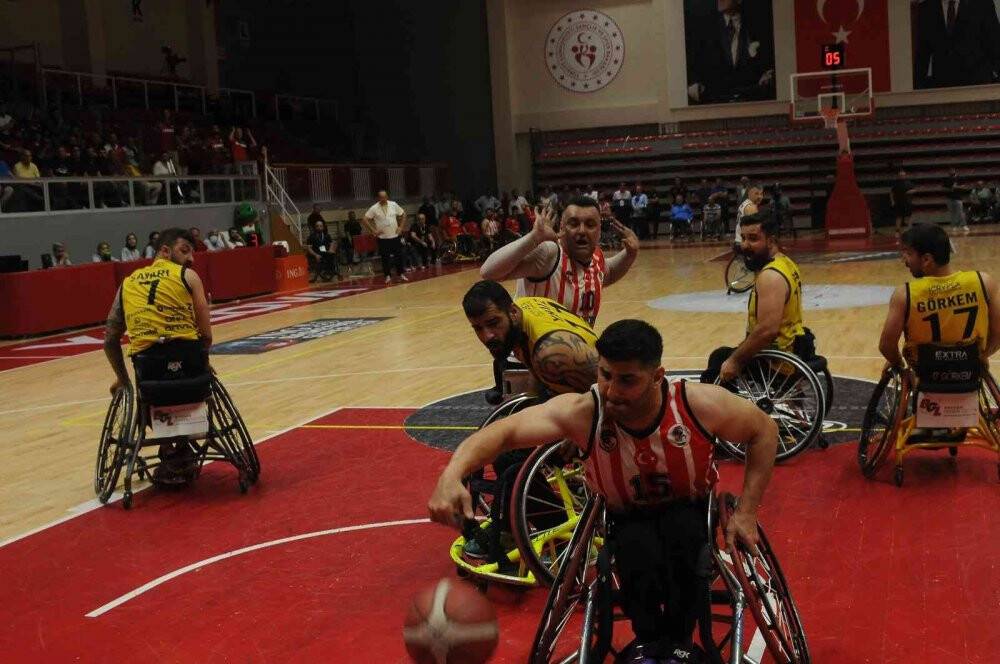 Fenerbahçe’yi yenen Gazişehir Gaziantep seriyi 1-1’e getirdi
