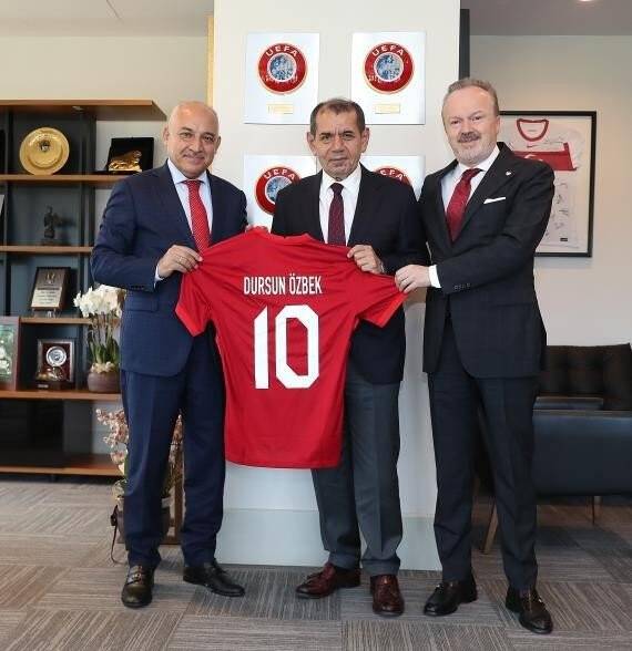 Galatasaray Başkanı Dursun Özbek’ten, Büyükekşi’ye ziyaret