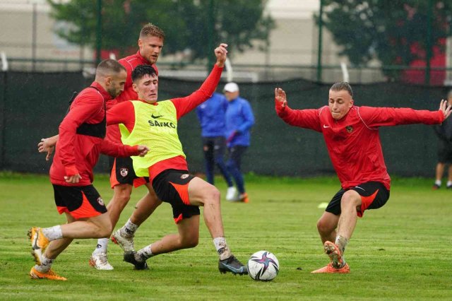 Gaziantep FK hazırlıklarını Bolu’da sürdürüyor