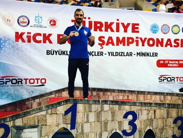 Kick boksa dadaş damgası