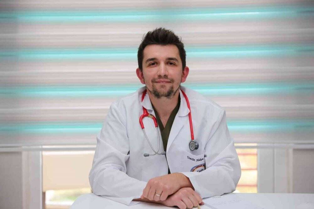 Sıvı ve lifli gıdaların az tüketimi kabızlığa neden oluyor