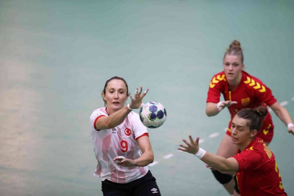 A Milli Kadın Hentbol Takımı, Kuzey Makedonya’yı mağlup etti