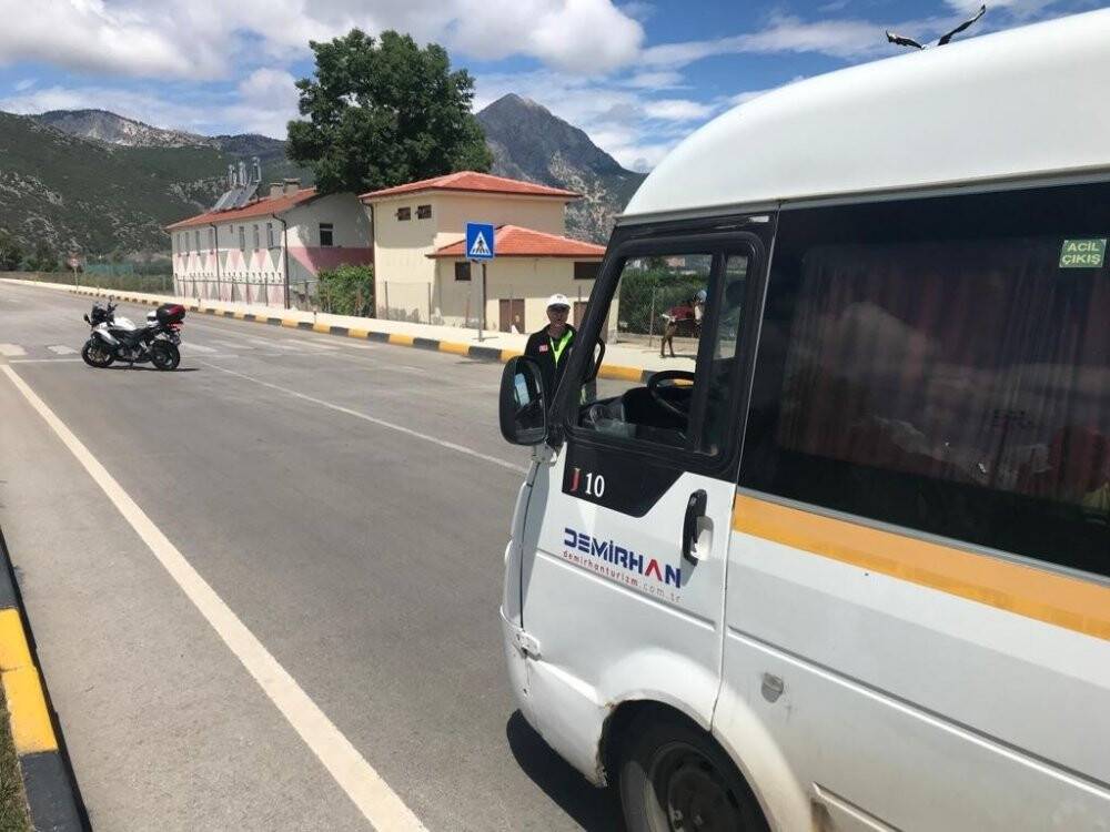 Ankara’da çaldıla, Konya'da benzine para vermeden kaçtılar