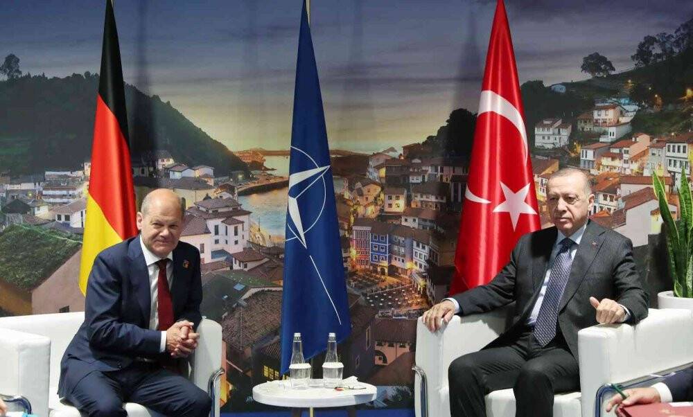 Cumhurbaşkanı Erdoğan Almanya Başbakanı Scholz ile görüştü