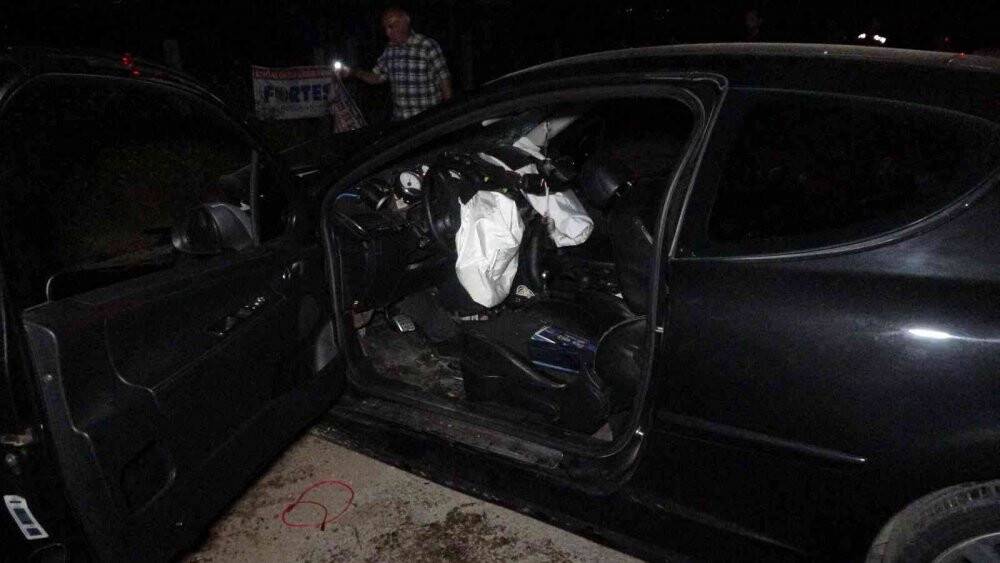 Mahalleyi elektriksiz bırakan kaza