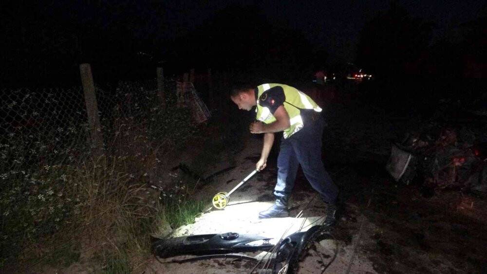 Mahalleyi elektriksiz bırakan kaza