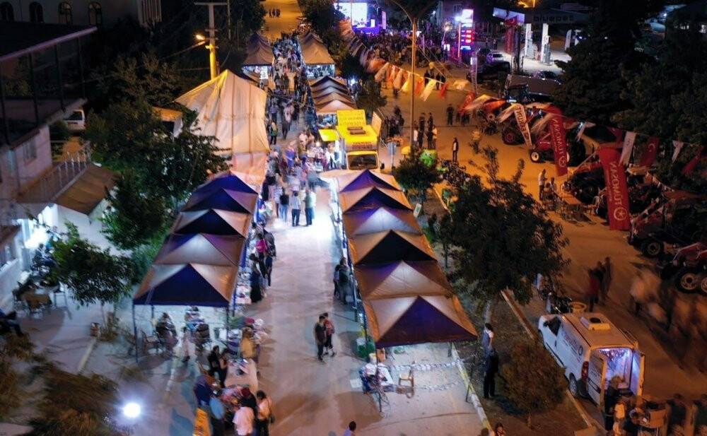 Pamukkale’de kekik ve lavanta festivali coşkusu