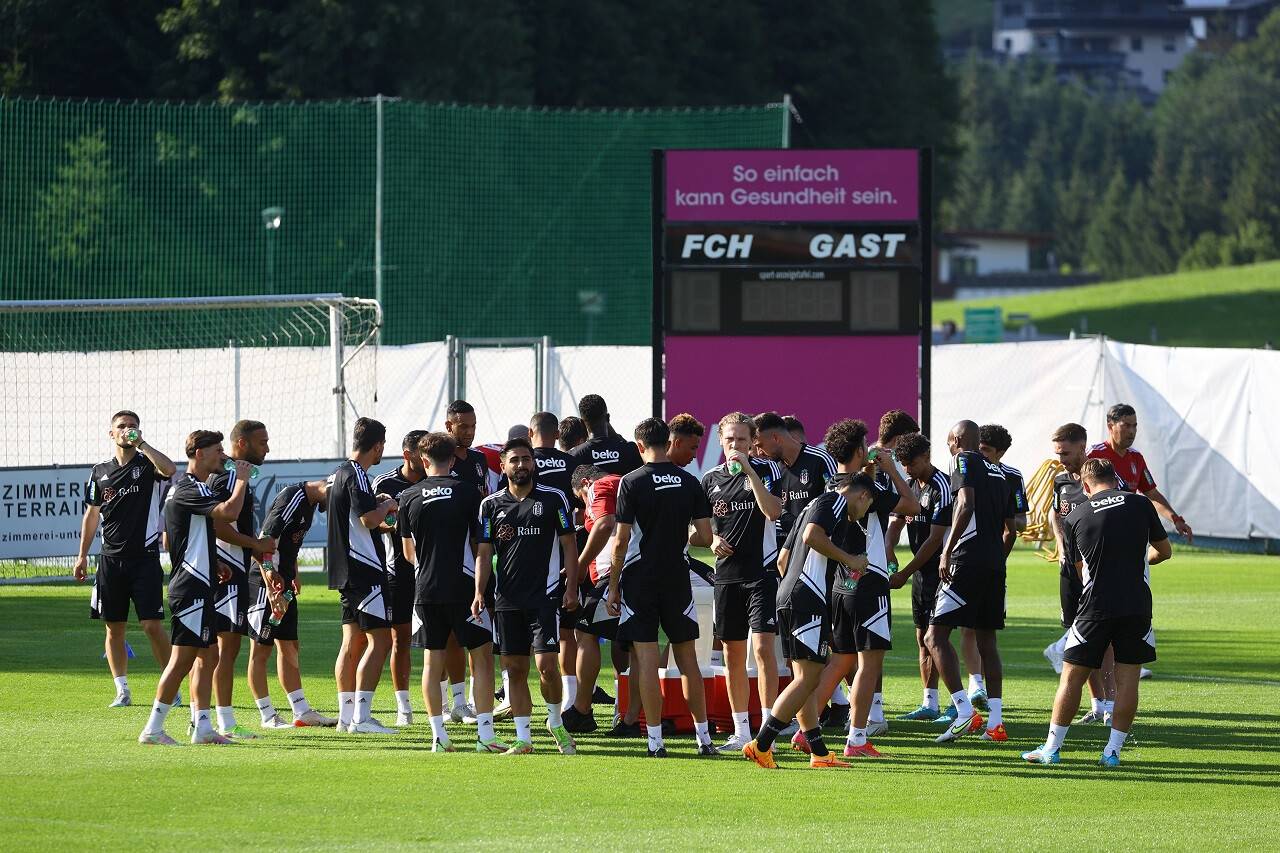 aa-20220705-28342372-28342354-besiktas-avusturya-kampinda-ilk-idmanini-yapti.jpg