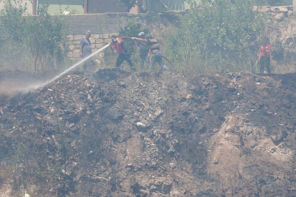 Otluk alanda çıkan yangın korkuttu
