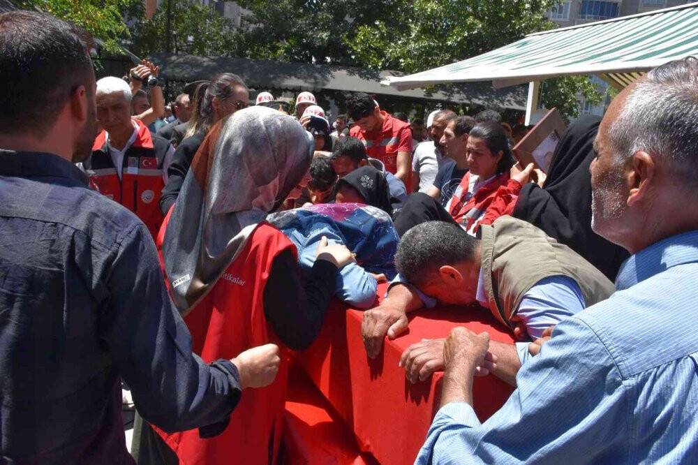 Şehit piyade Yusuf Gürler, memleketi Siverek’te toprağa verildi