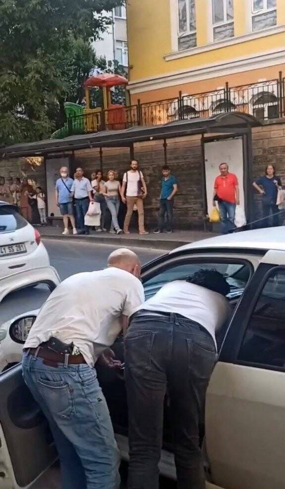 Şehrin göbeğinde falçatalı dehşet