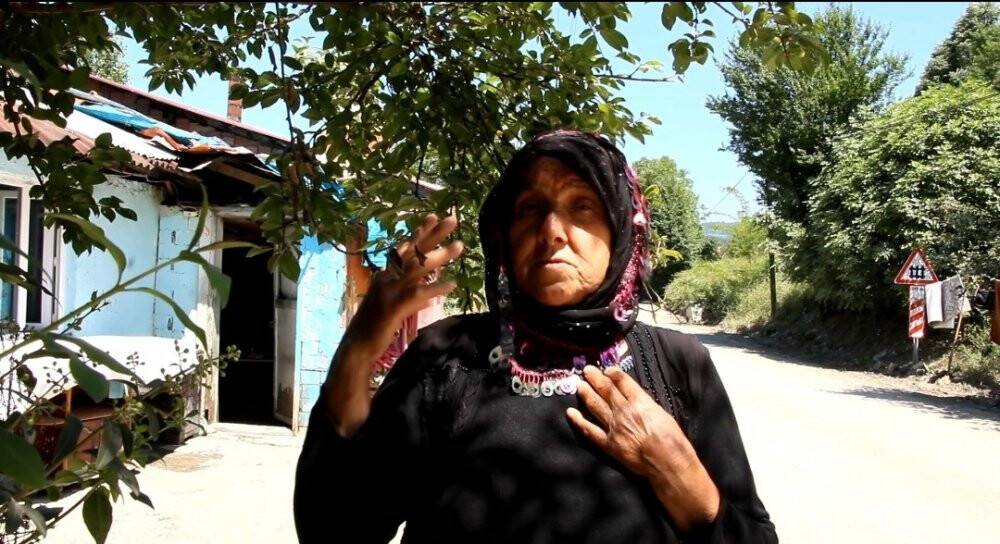 Sel suları arasında AFAD böyle kurtarmıştı, yaşlı kadın o anları anlattı