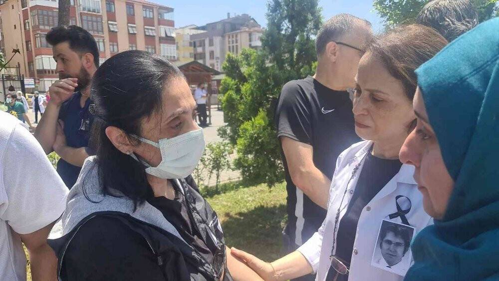 Silahlı saldırı sonucu hayatını kaybeden Doktora hüzünlü veda