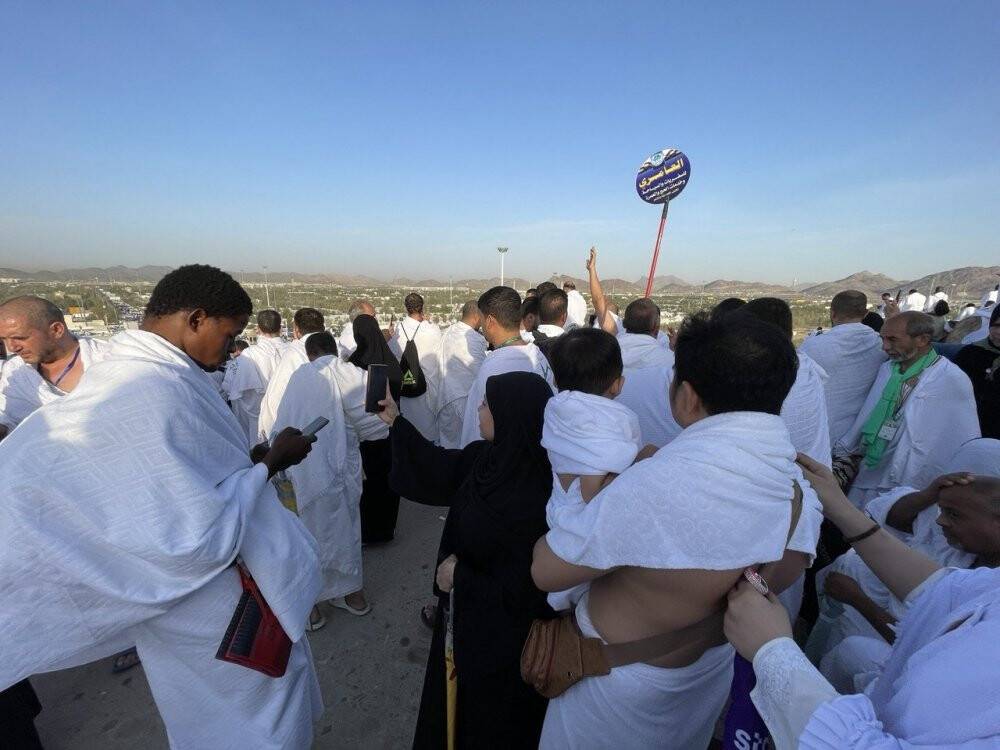 1 milyon hacı adayı Arafat’ta buluştu