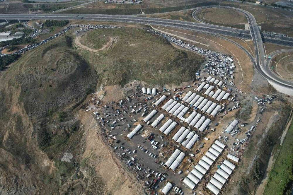 Sultangazi kurban pazarında yoğunluk havadan görüntülendi