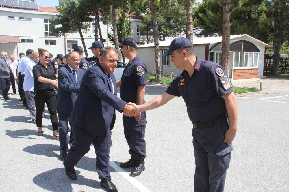 Beyşehir’de ilçe protokol mensupları bayramlaştı