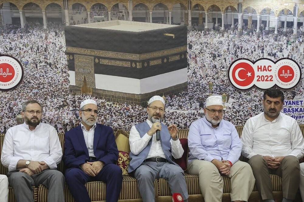 Diyanet İşleri Başkanı Erbaş: “Türkiye’nin hac organizasyonunda geldiği nokta bizi sevindiriyor”