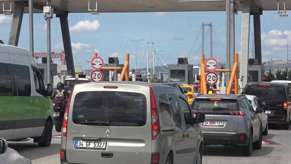 Osman Gazi Köprüsü’nde akıcı yoğunluk