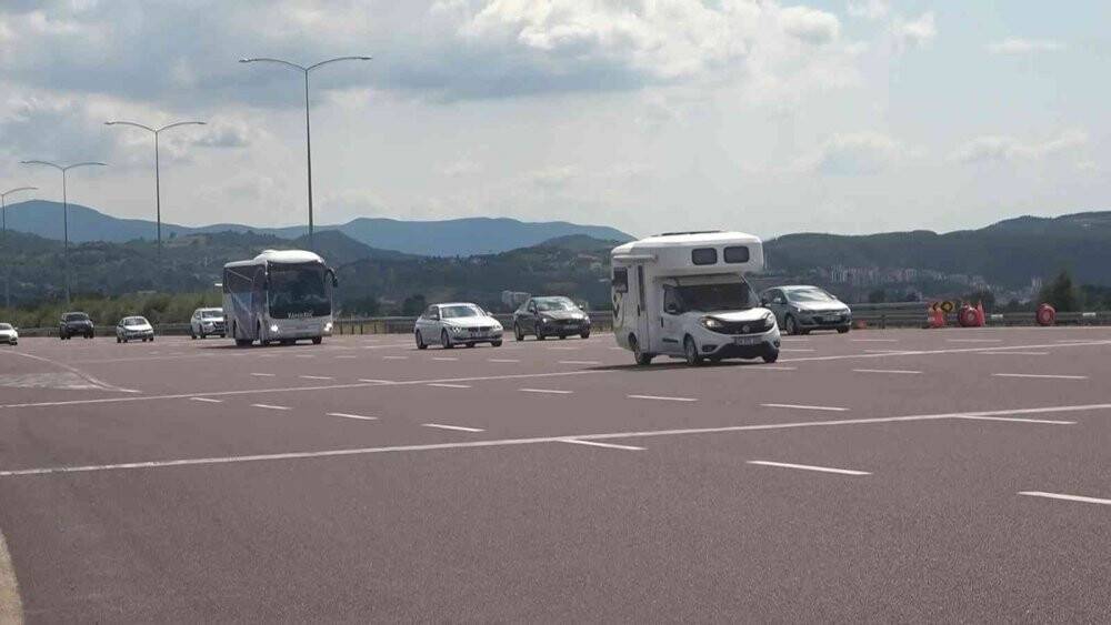 Osman Gazi Köprüsü’nde akıcı yoğunluk