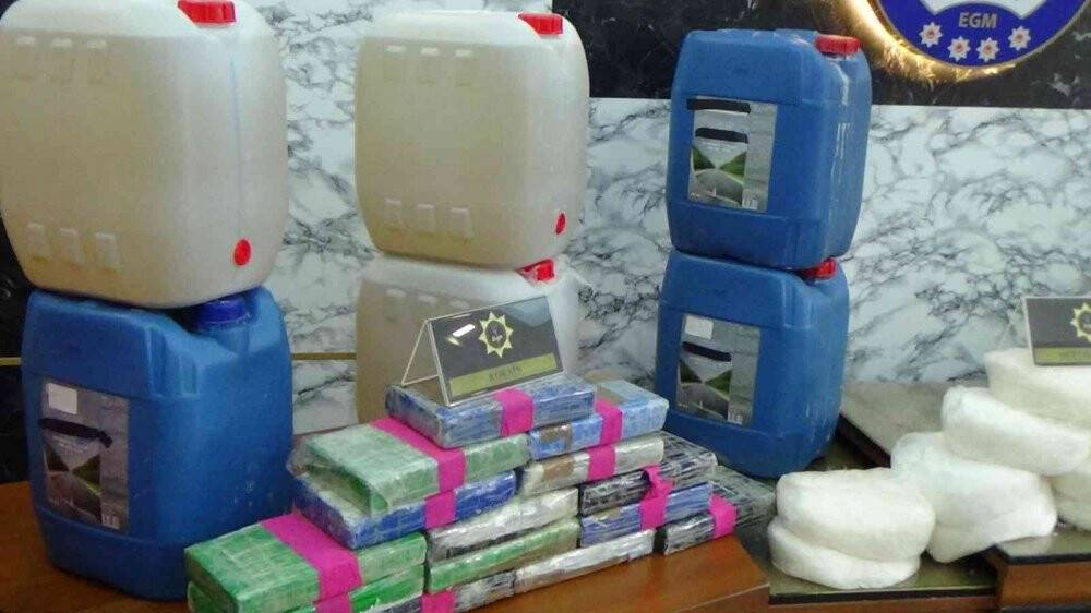 İstanbul’da büyük çaplı uyuşturucu operasyonu: 367 kilo uyuşturucu ele geçirildi