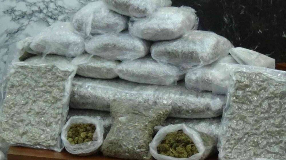 İstanbul’da büyük çaplı uyuşturucu operasyonu: 367 kilo uyuşturucu ele geçirildi