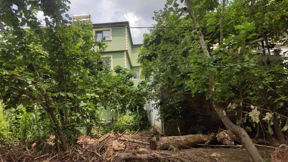 Sel korkusu yaşayan mahalleli önlem alınmasını istiyor