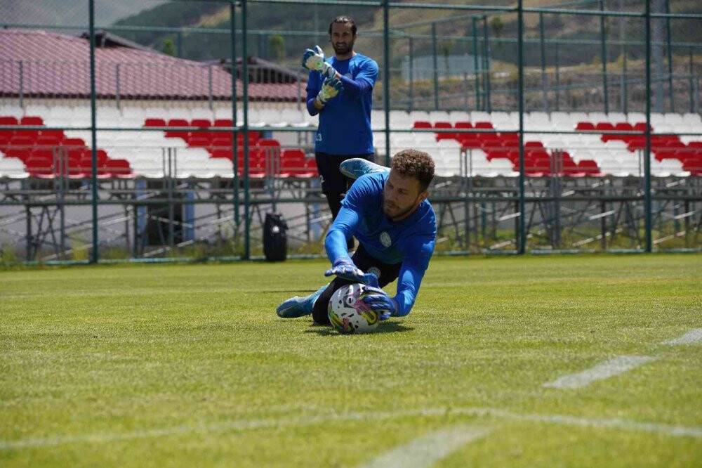 Çaykur Rizespor, yeni sezon hazırlıklarını Erzurum’ da sürdürüyor