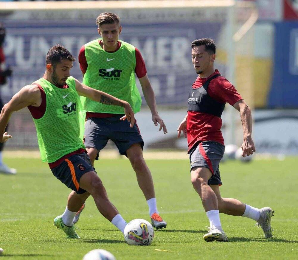 Galatasaray günü tek antrenmanla tamamladı