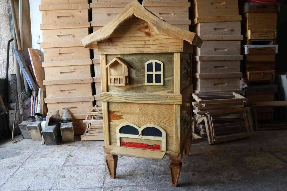 (ÖZEL) ‘Bal işçileri’ Odunpazarı Evleri’ni simgeleyen kovanda üretim yapacak