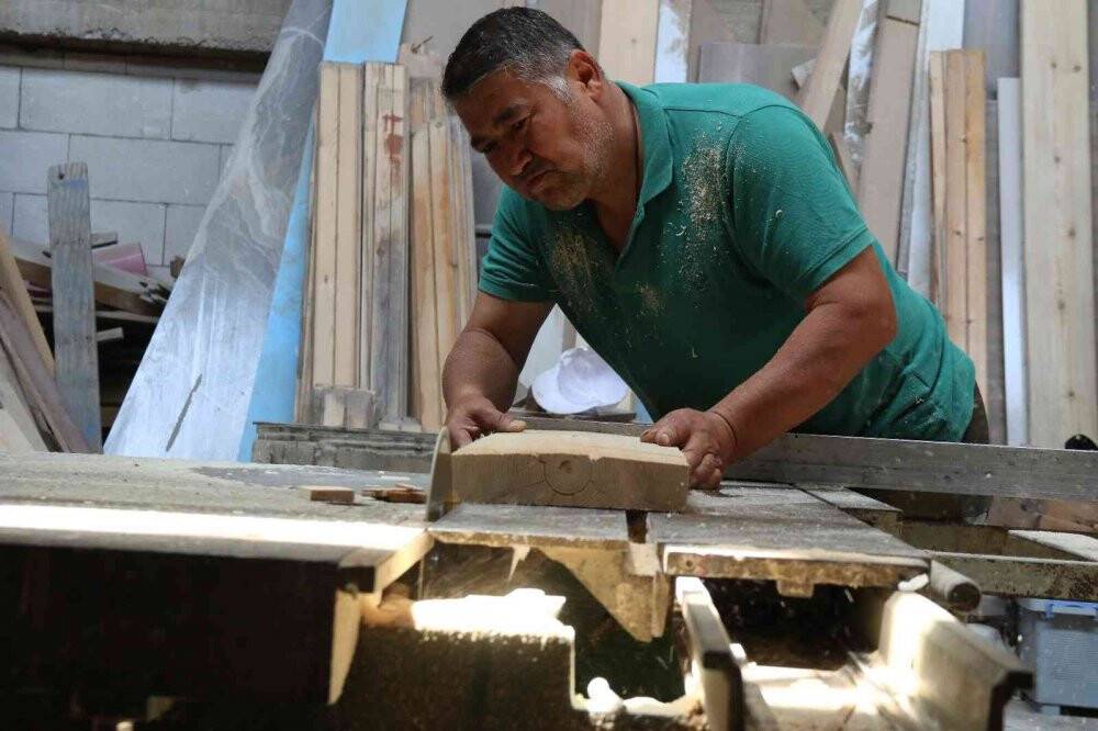 (ÖZEL) ‘Bal işçileri’ Odunpazarı Evleri’ni simgeleyen kovanda üretim yapacak