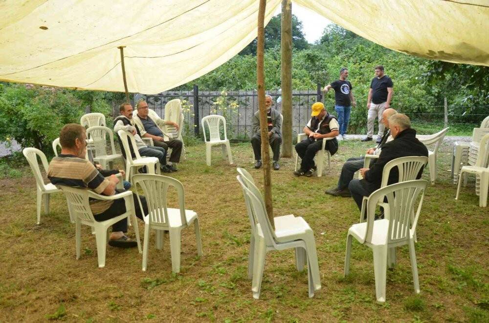 Psikolojik sorunları olan genç babasını öldürdü, anne ve kardeşini yaraladı