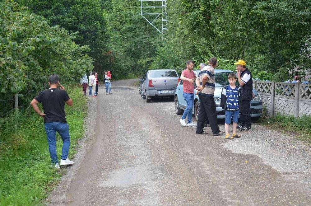 Psikolojik sorunları olan genç babasını öldürdü, anne ve kardeşini yaraladı