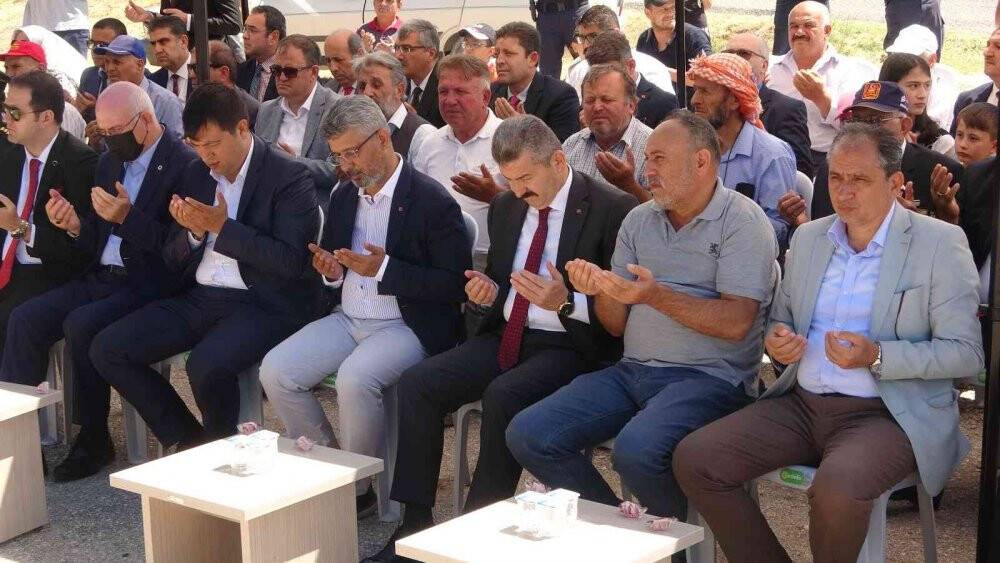 15 Temmuz şehidi Cumhurbaşkanı koruması Mehmet Çetin mezarı başında anıldı