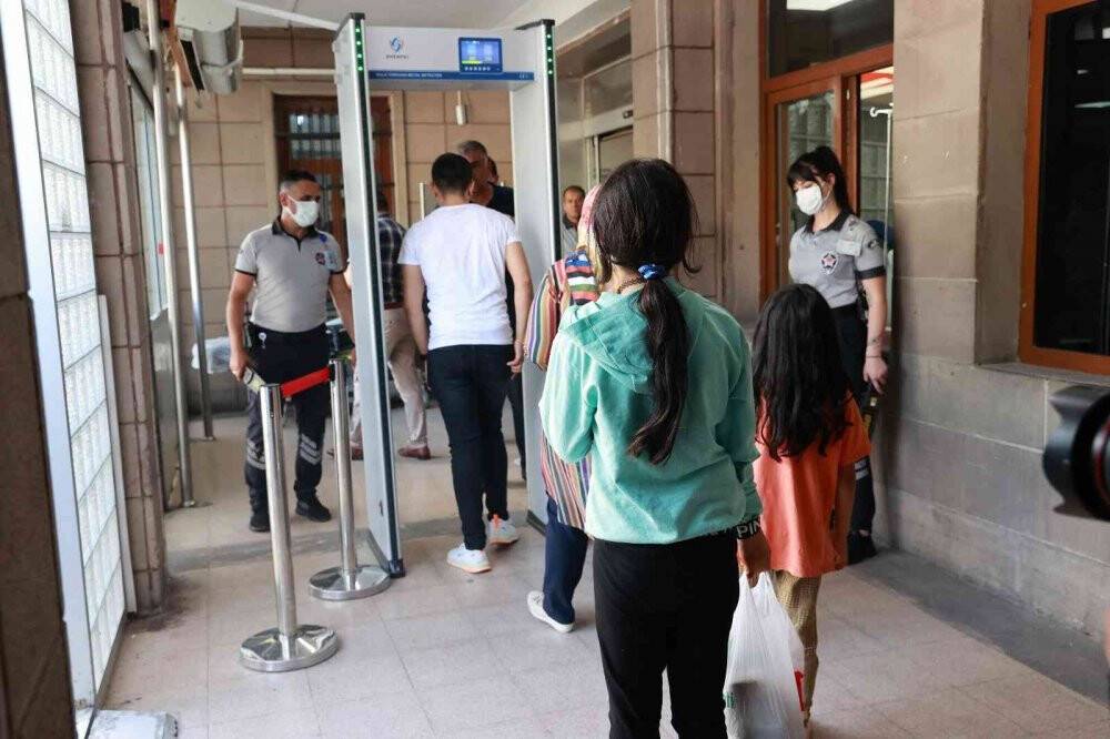 Kapı Güvenlik Sistemleri uygulaması 24 hastanede başladı