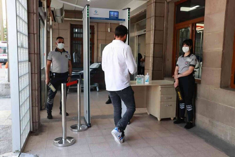 Kapı Güvenlik Sistemleri uygulaması 24 hastanede başladı