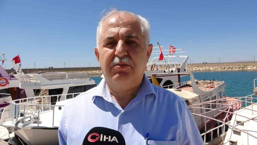 Van Gölü balıkçıları “Vira Bismillah” dedi