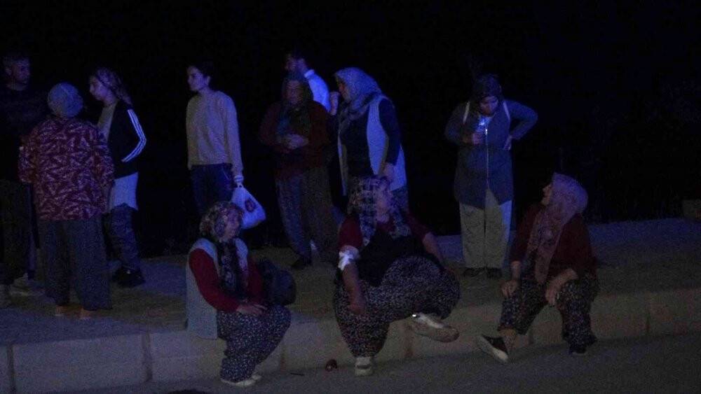 Tarım işçilerini taşıyan minibüs devrildi: 1 ölü, 3’ü ağır 14 yaralı