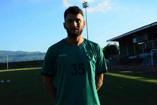 Kocaelispor’da 3 yeni transfer takımla ilk antrenmanına çıktı