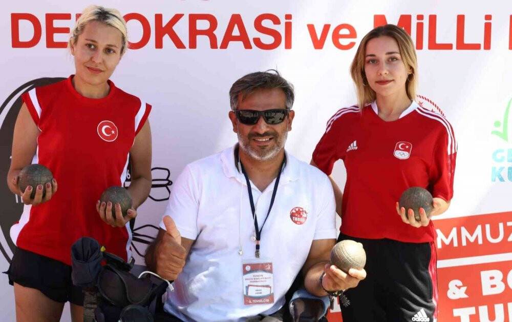 Şampiyon kardeşler meydana çıktı