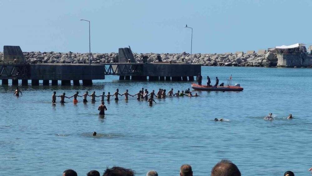 Zonguldak’ta denizde kaybolan 16 yaşındaki genci arama çalışmaları sürüyor