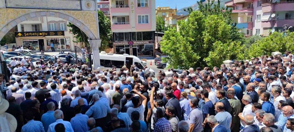 Esli AK Parti Kahramanmaraş milletvekili son yolculuğuna uğrulandı