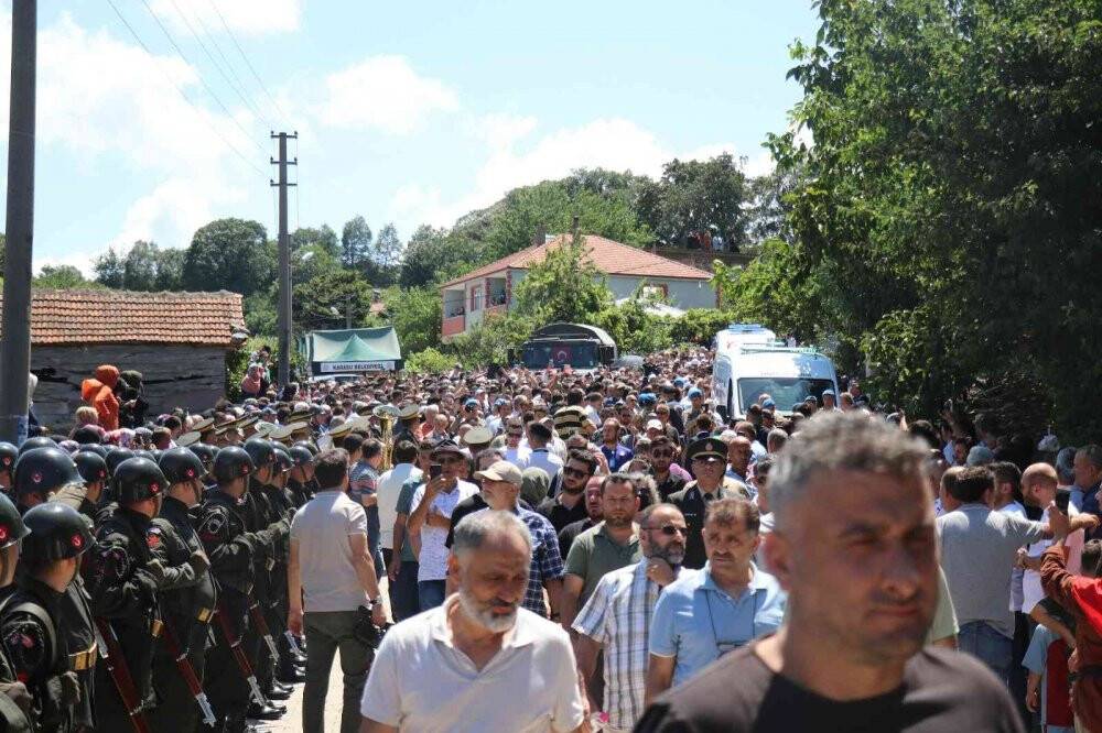 Şehit Teğmen Ömer Faruk Civelek, son yolculuğuna uğurlandı